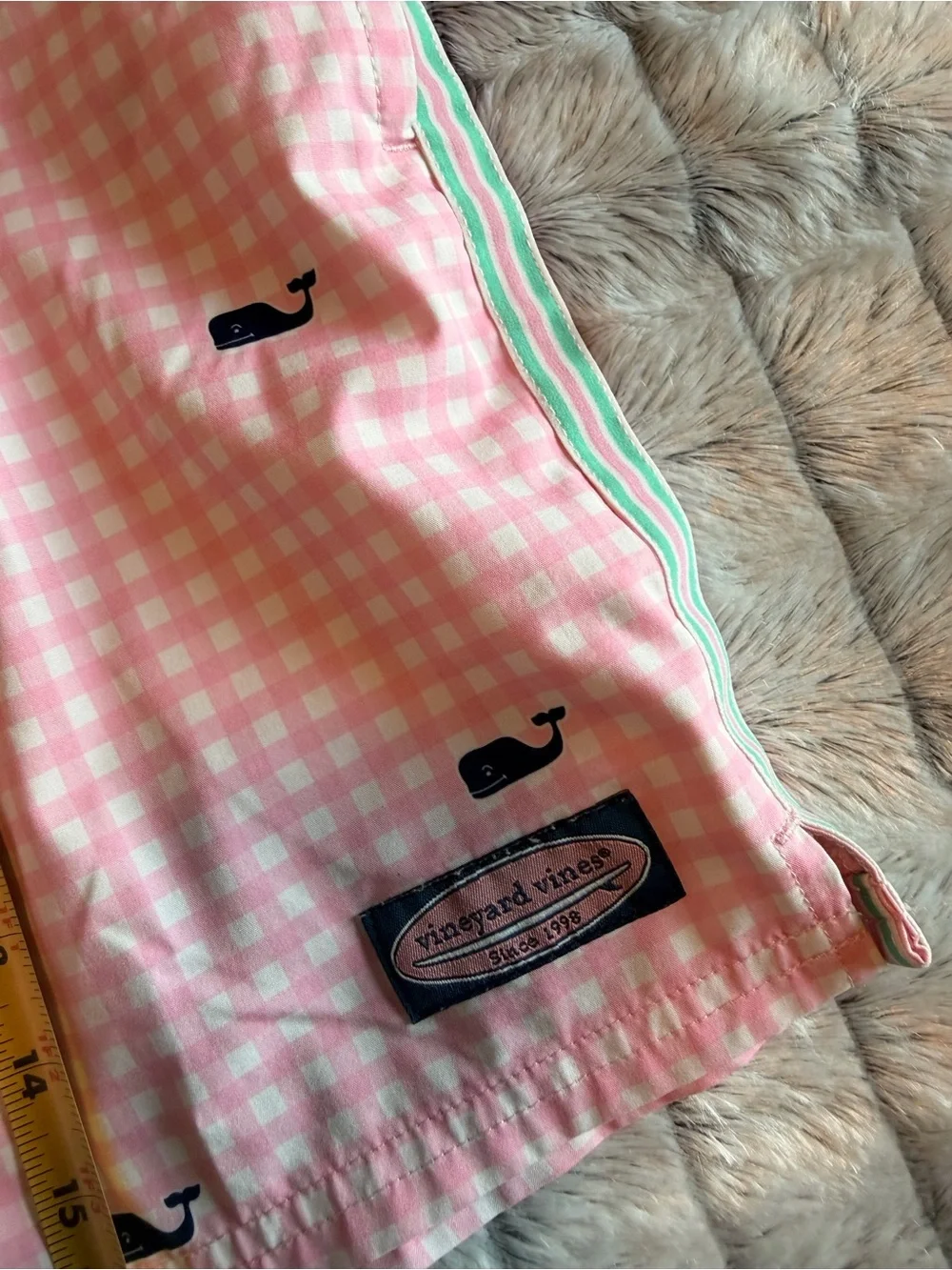Vineyard Vines Men’s Pink Gingham Whale Swim Shorts MEDIUM NWOT